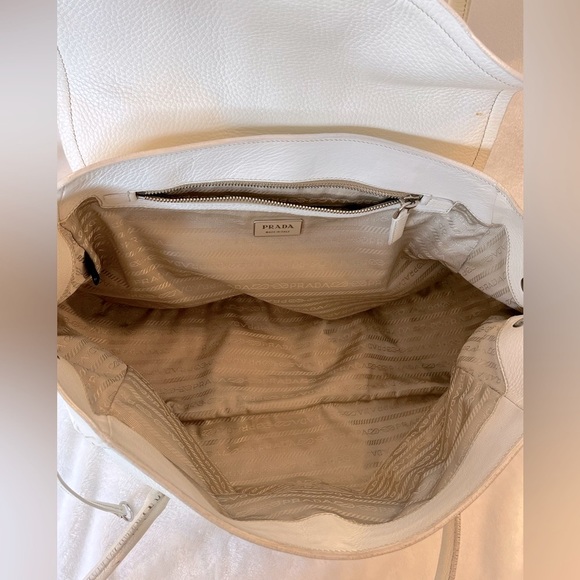 PRADA - Authentic Handbag - Cream - Picture 14 of 17